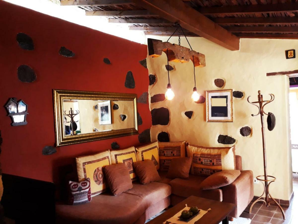 Casa Elea Pensionat San Bartolomé Exteriör bild
